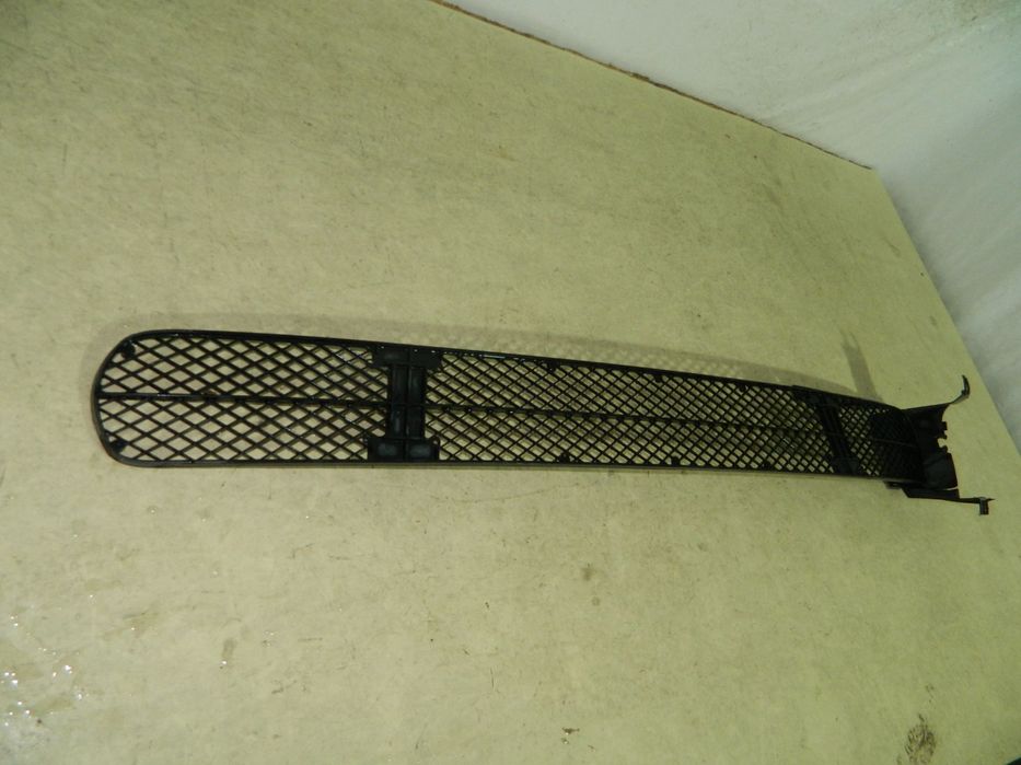 Grila intre proiectoare Fiat Ducato  /  Peugeot Boxer  /  Citroen Jumper, 2002, 2003, 2004, 2005, 2006, , LS130400904