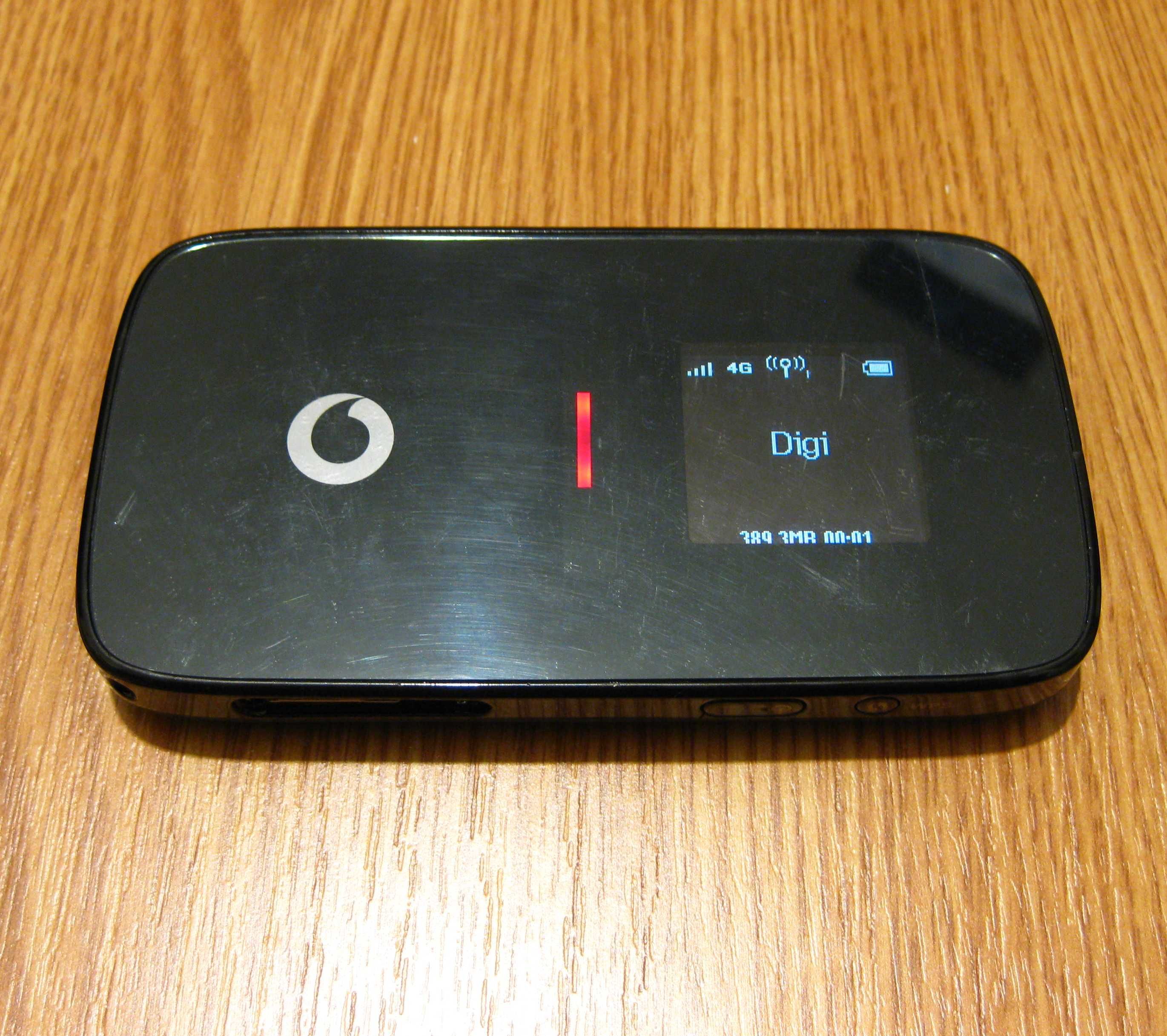 Hotspot portabil router WiFi 4G modem cartela SIM Alcatel Huawei liber