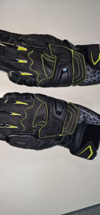 Manusi moto Macna Track R
