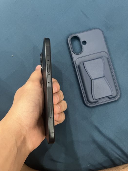 Iphone 16 продается