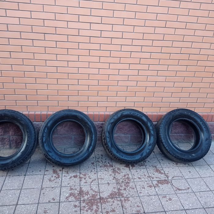 Продаются зимние шины Тоуо и Pirelli