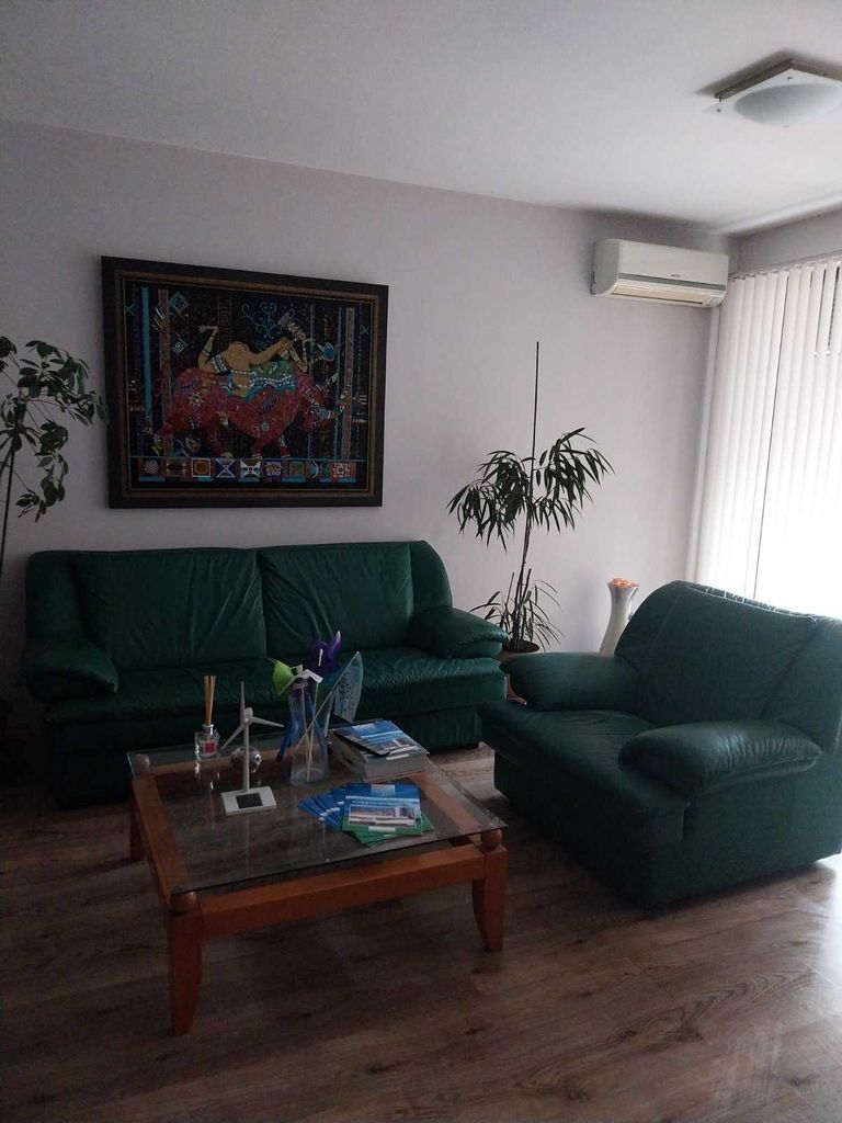 Дава се под наем Офис в Варна, Център - 120 кв.м за 765 € - Снимка #2