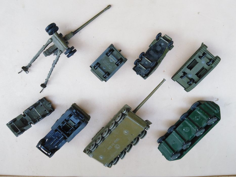 Игрушечные модели военной техники, СССР.