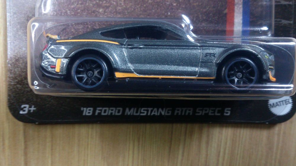 Hot Wheels Silver Series Mustang 60 Year Anniversary set Форд Мустанг