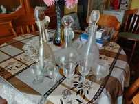 Set 3 carafe și pahare
