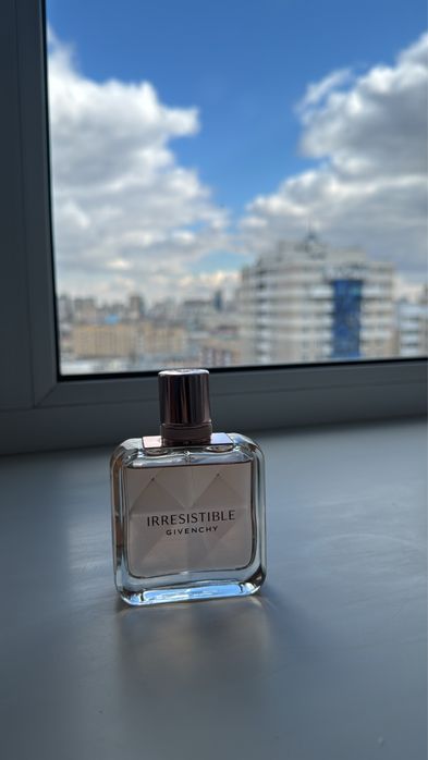 GIVENCHY  irresistible 50 мл