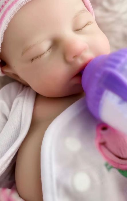 Bebelus Reborn silicon moale squishy modelabil imita perfect pielea