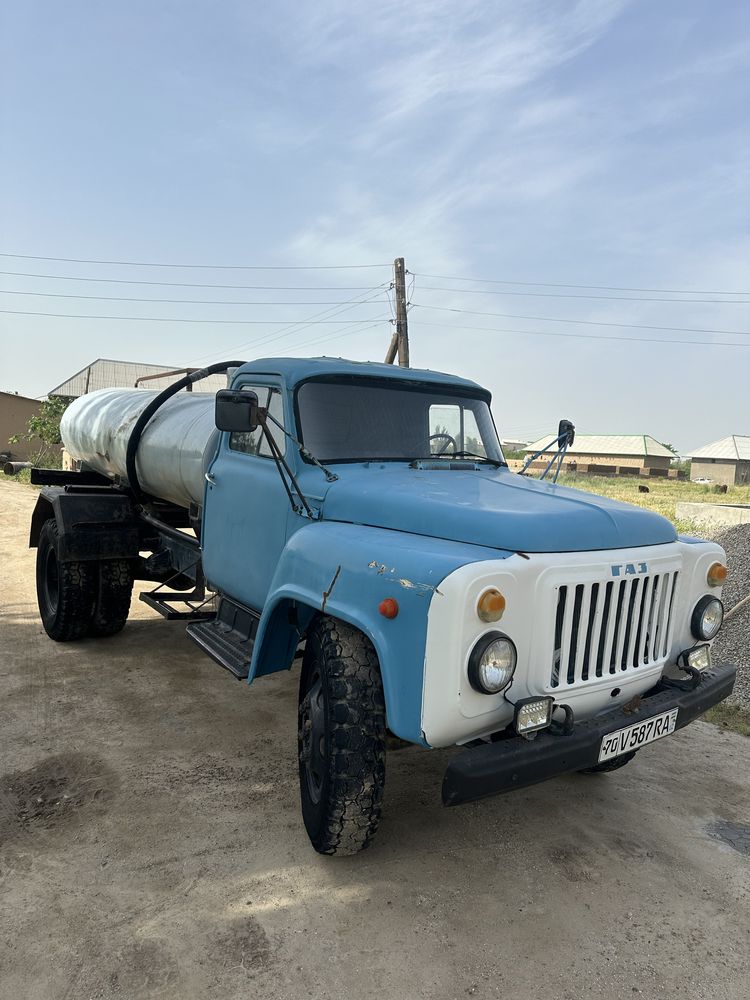 Gaz 53 sotiladi ( benzovoz)