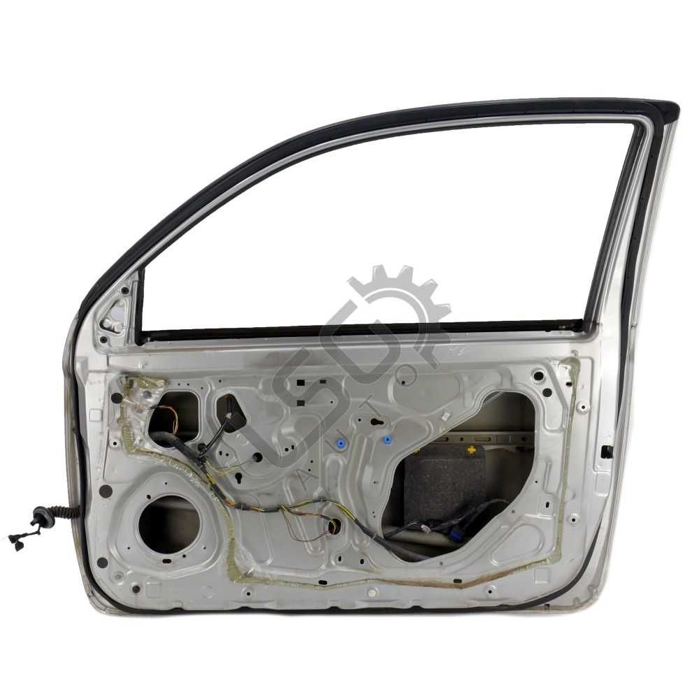 Предна дясна врата Nissan Micra (K12)  ID: 122205