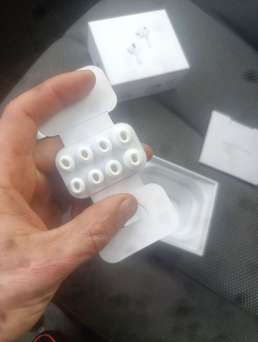 Airpods pro 3 în garanție, foarte puțin folosite, originale, se verifi