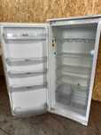 Frigider incorporabil Whirlpool A+ cu volum 219L