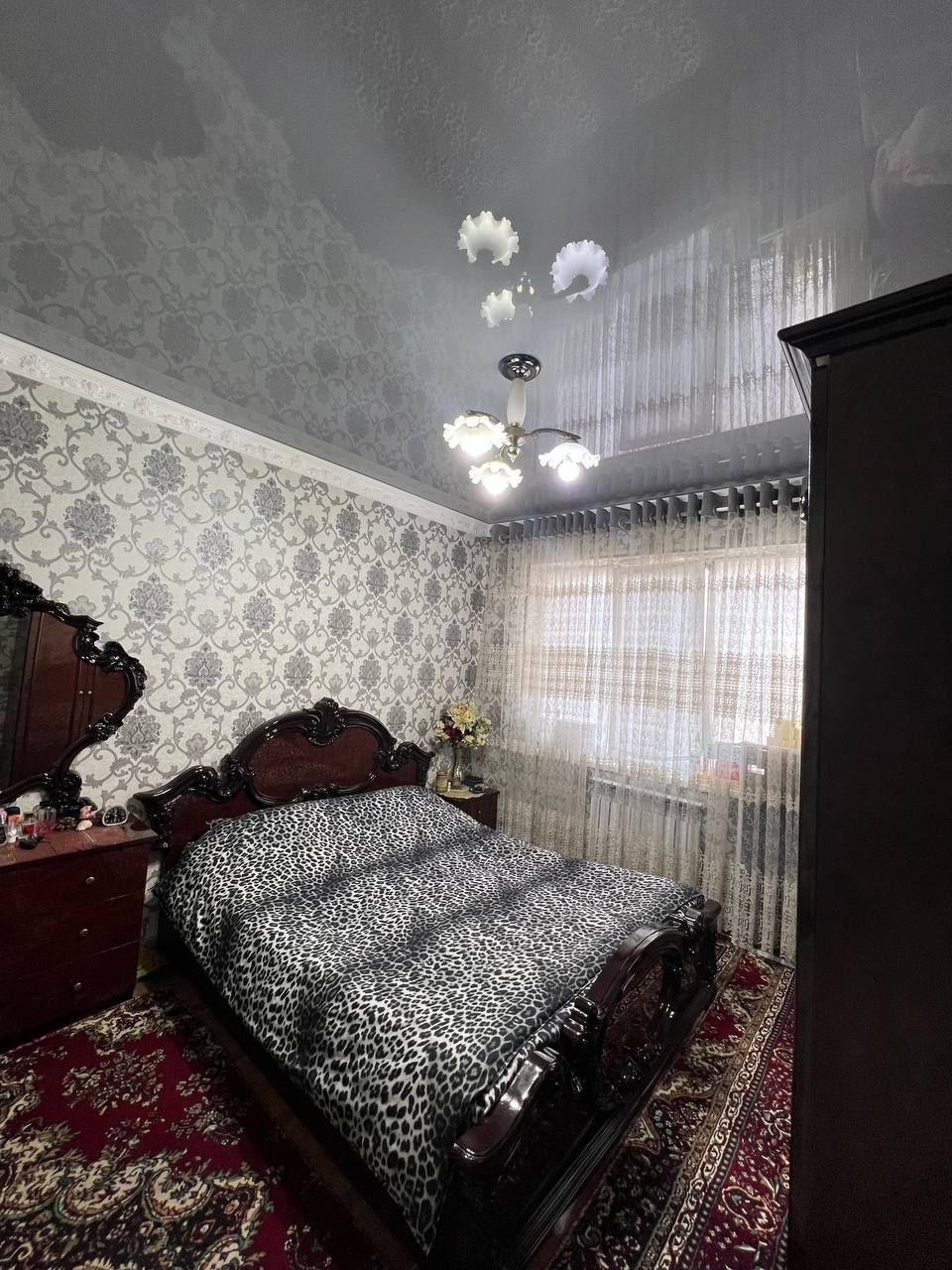 Срочно продаётся 3х комнатная квартира. Около санатория Бустон.