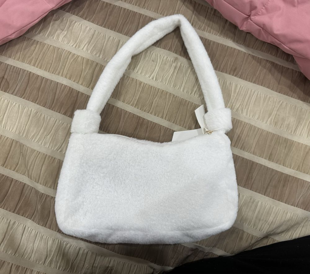 Продам зимнюю куртку