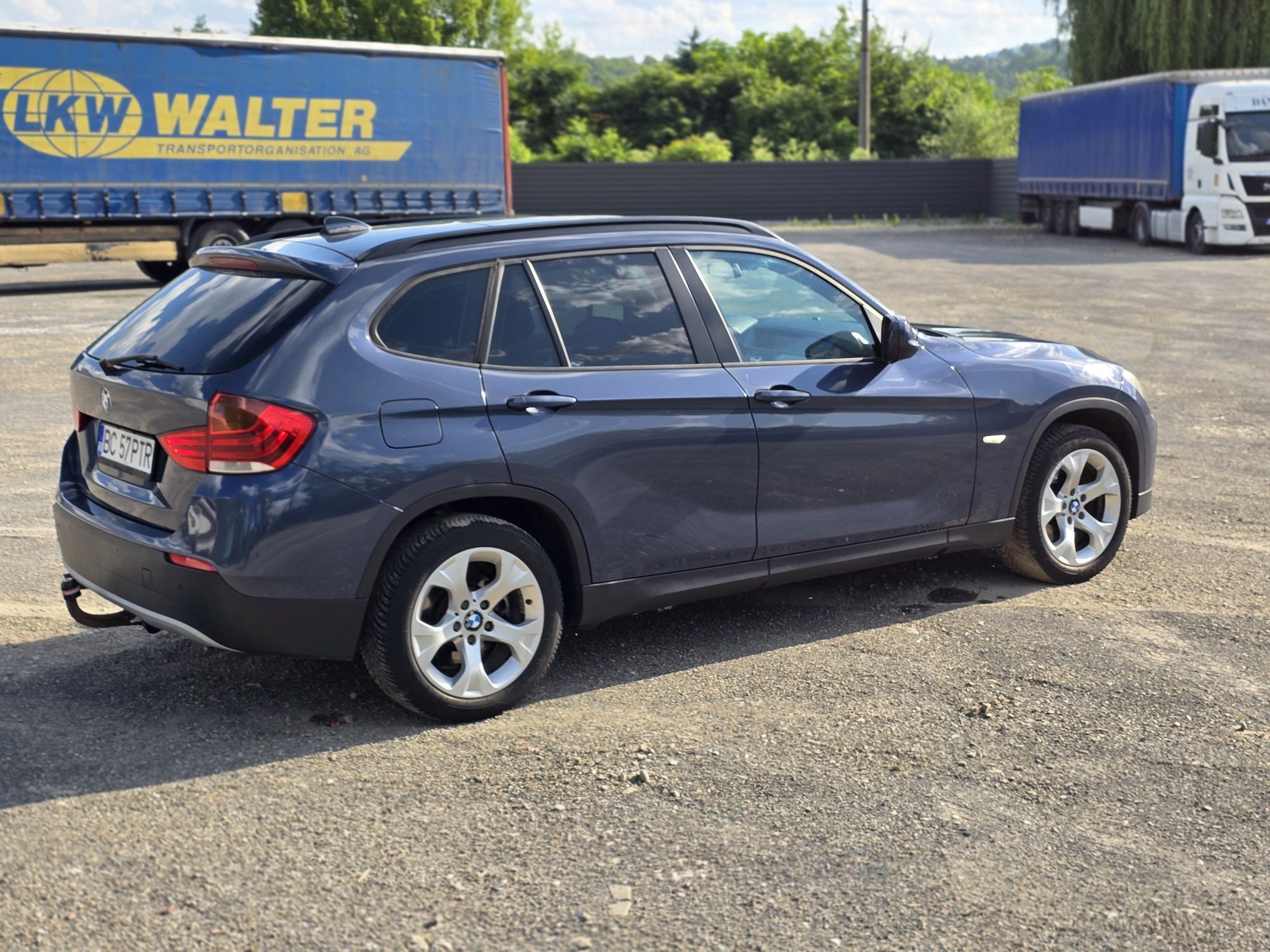 Vând BMW X1 X Drive