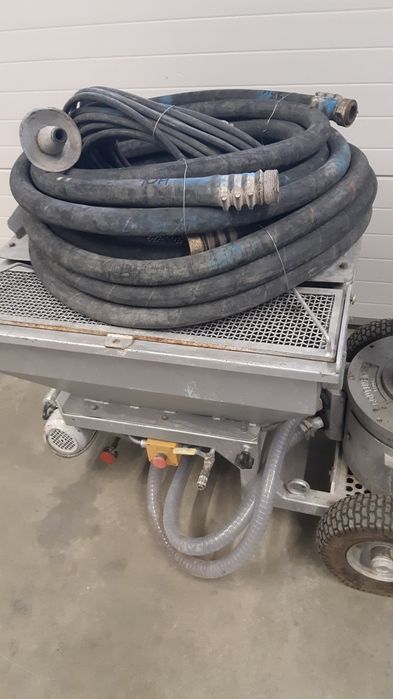 Continental pompa de tencuit/torcret/sapa la 220V completă de accesori