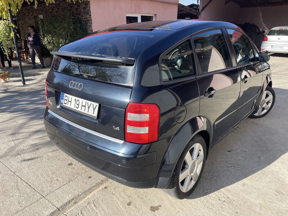 Audi A2 1.4 benzina an 2000 luna al 12-a