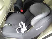 Бебешко стол4е  Maxi Cosi - Pearl Smart 0-15 месеца.