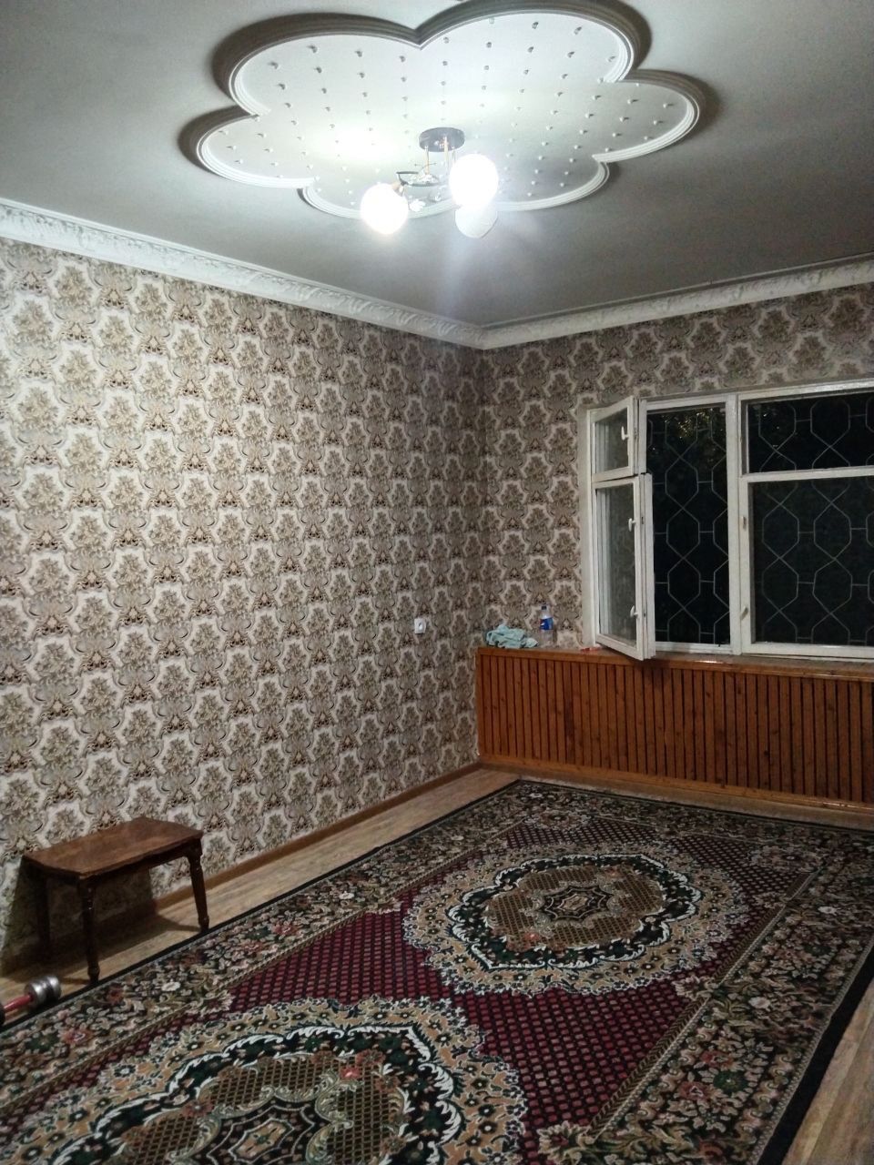 Yunusobod 5 kvartalda kv bor srochna bollarga maklersiz