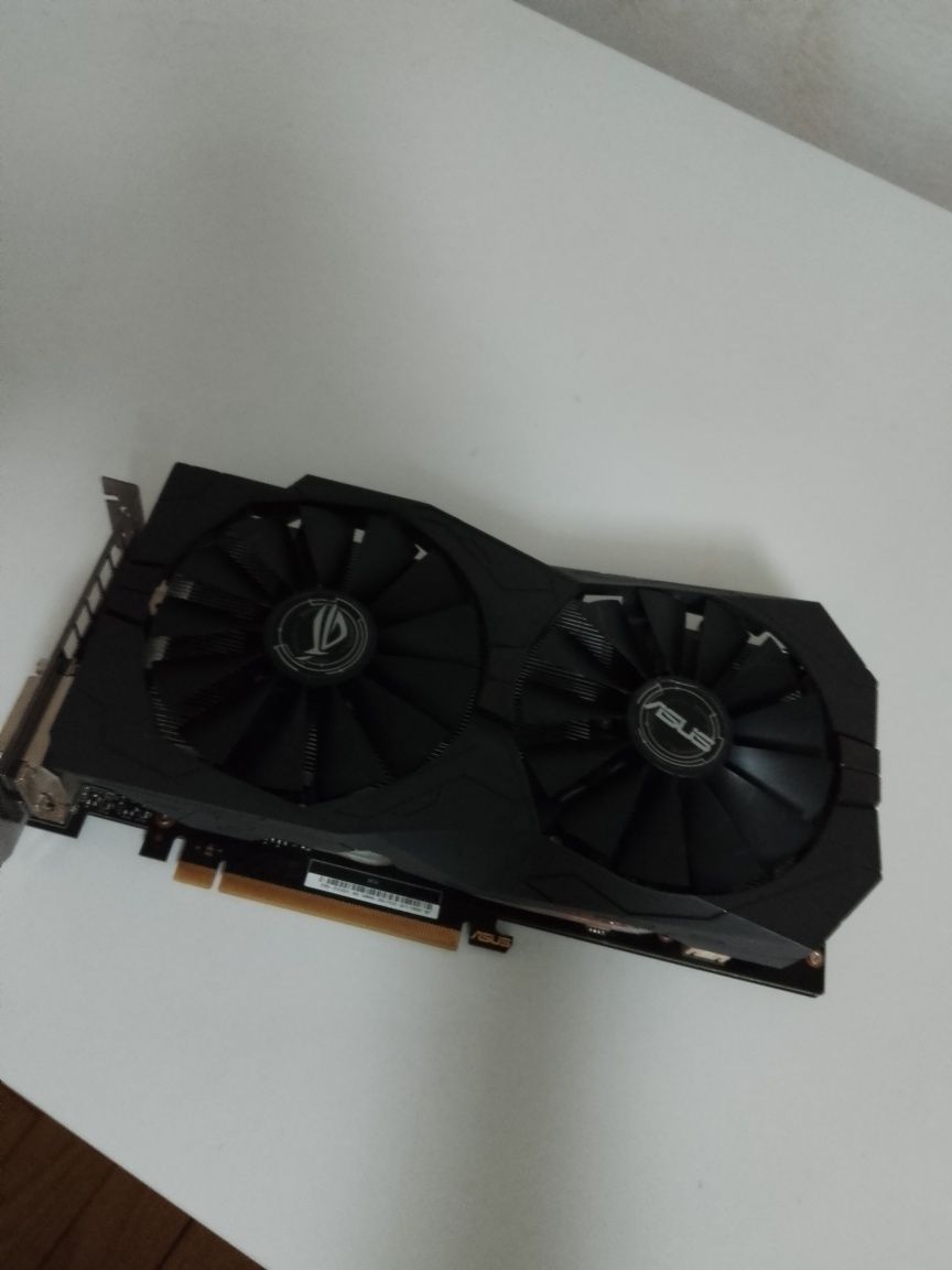 Vând placă video ASUS GTX 1050 Ti