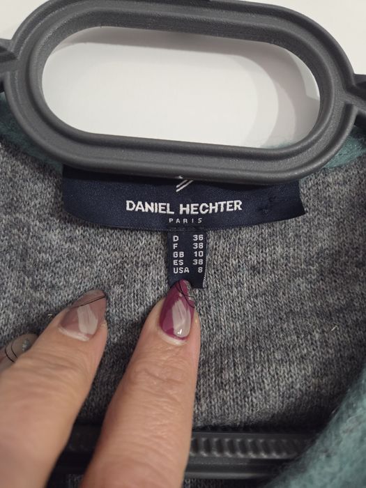 Жилетка, тип манто Daniel Hechter