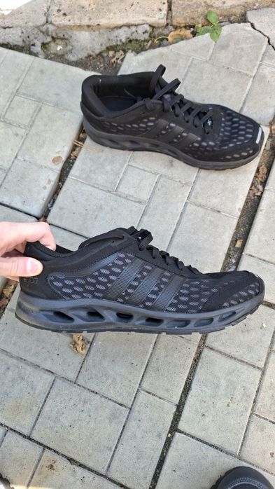 Продам кроссовки Адидас Climacool