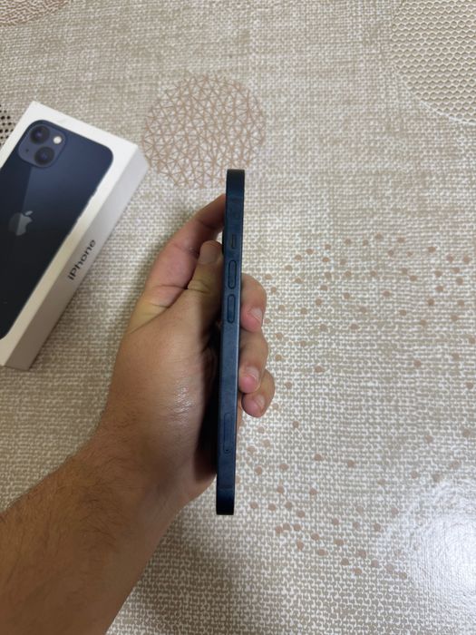 iPhone 13 в добро състояние