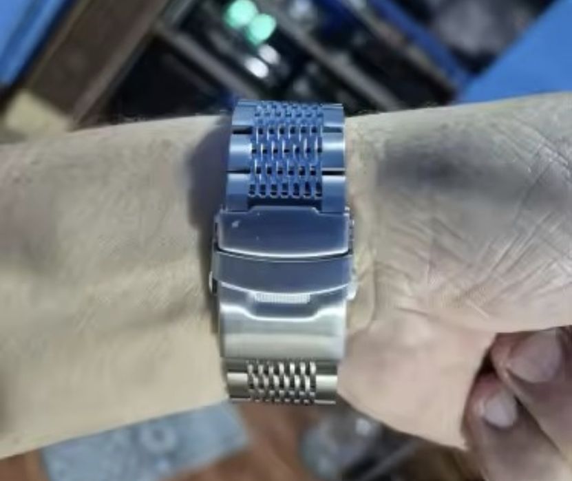 Vând brățară din oțel inoxidabil ,pentru ceas 22 mm