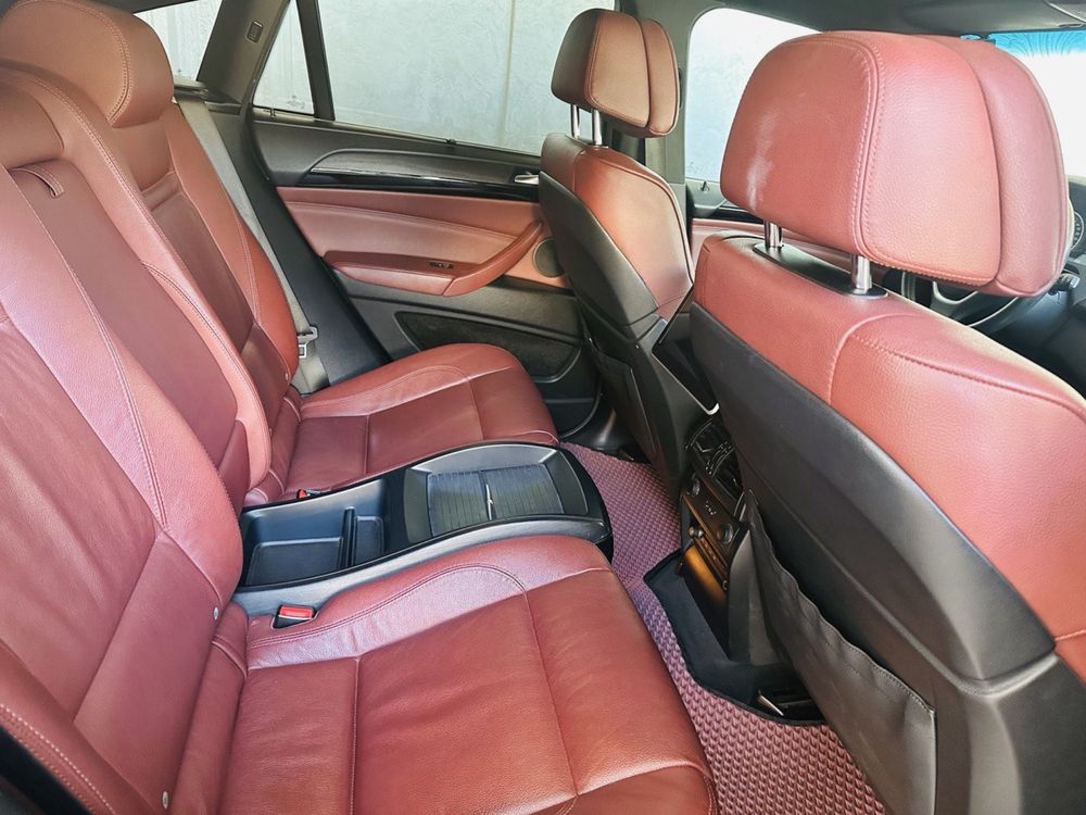 Продаётся BMW X6 E71 М Обвес