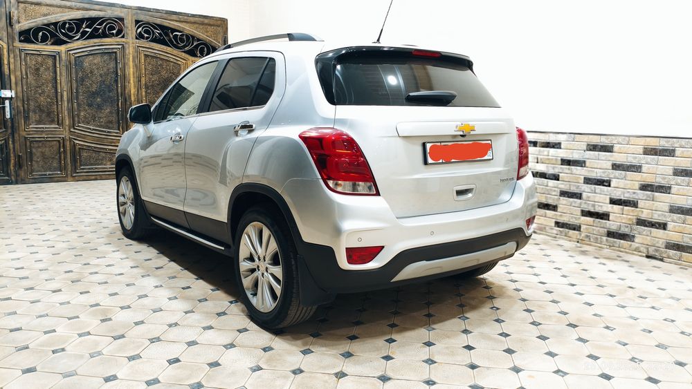 Tracker 1 2019 premier avtomat