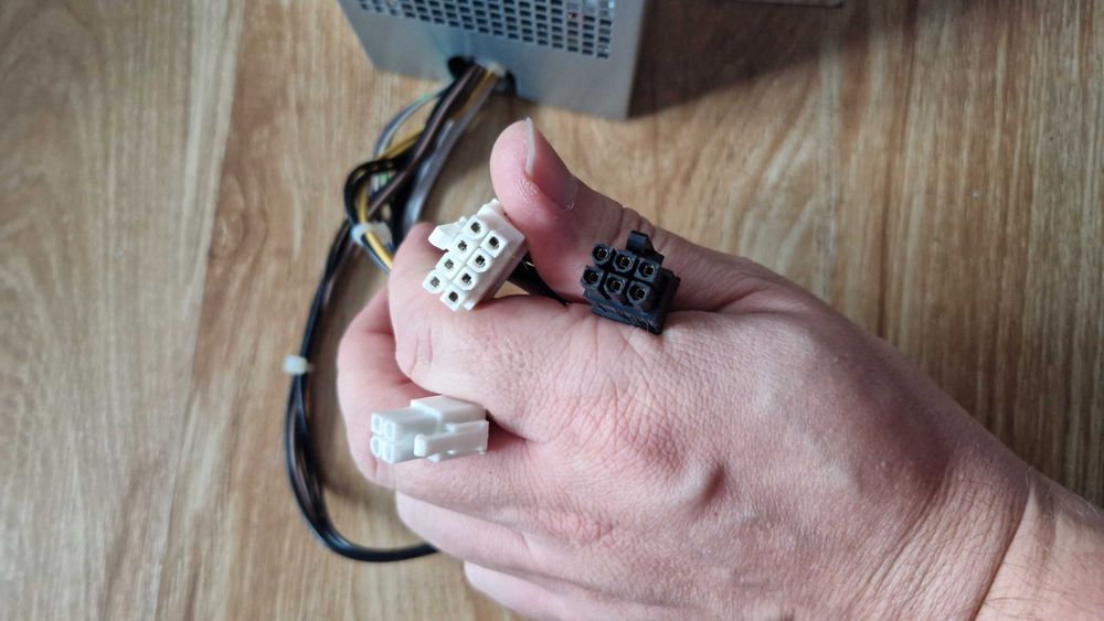Vand PSU/Sursa Originala Dell model D365EM-00 !! Ca Noua !! la 100lei