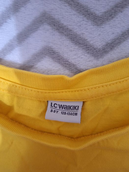 Суитшърт за момче. Ярък.