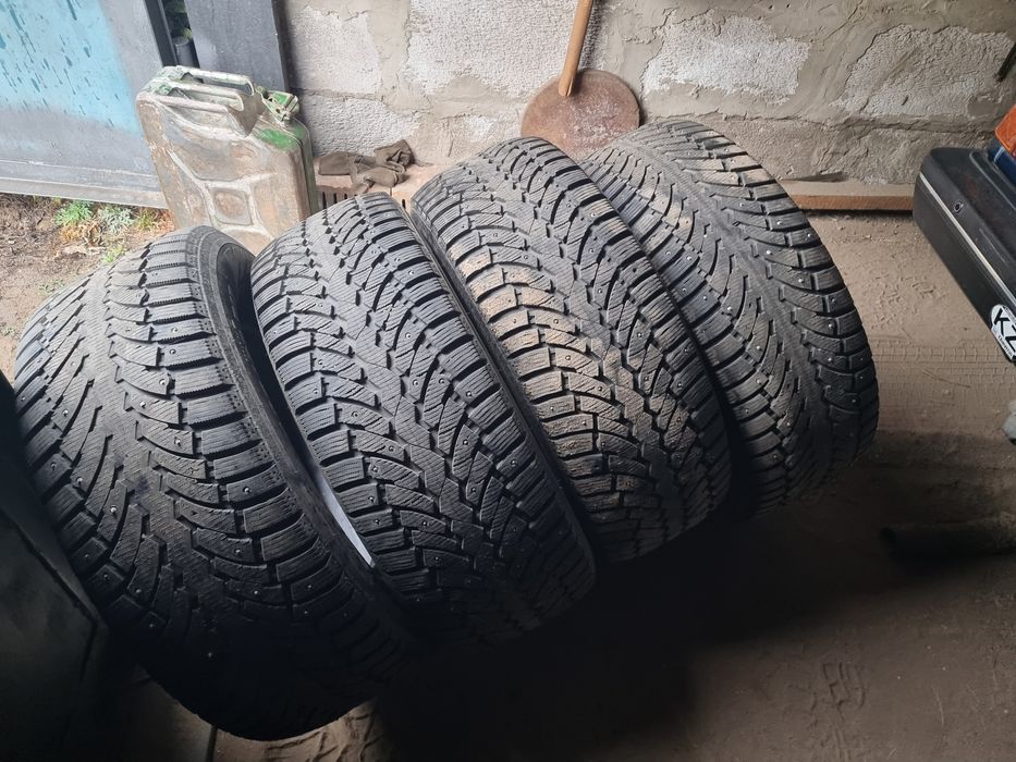Шипованная резина, размер 265/65 r17