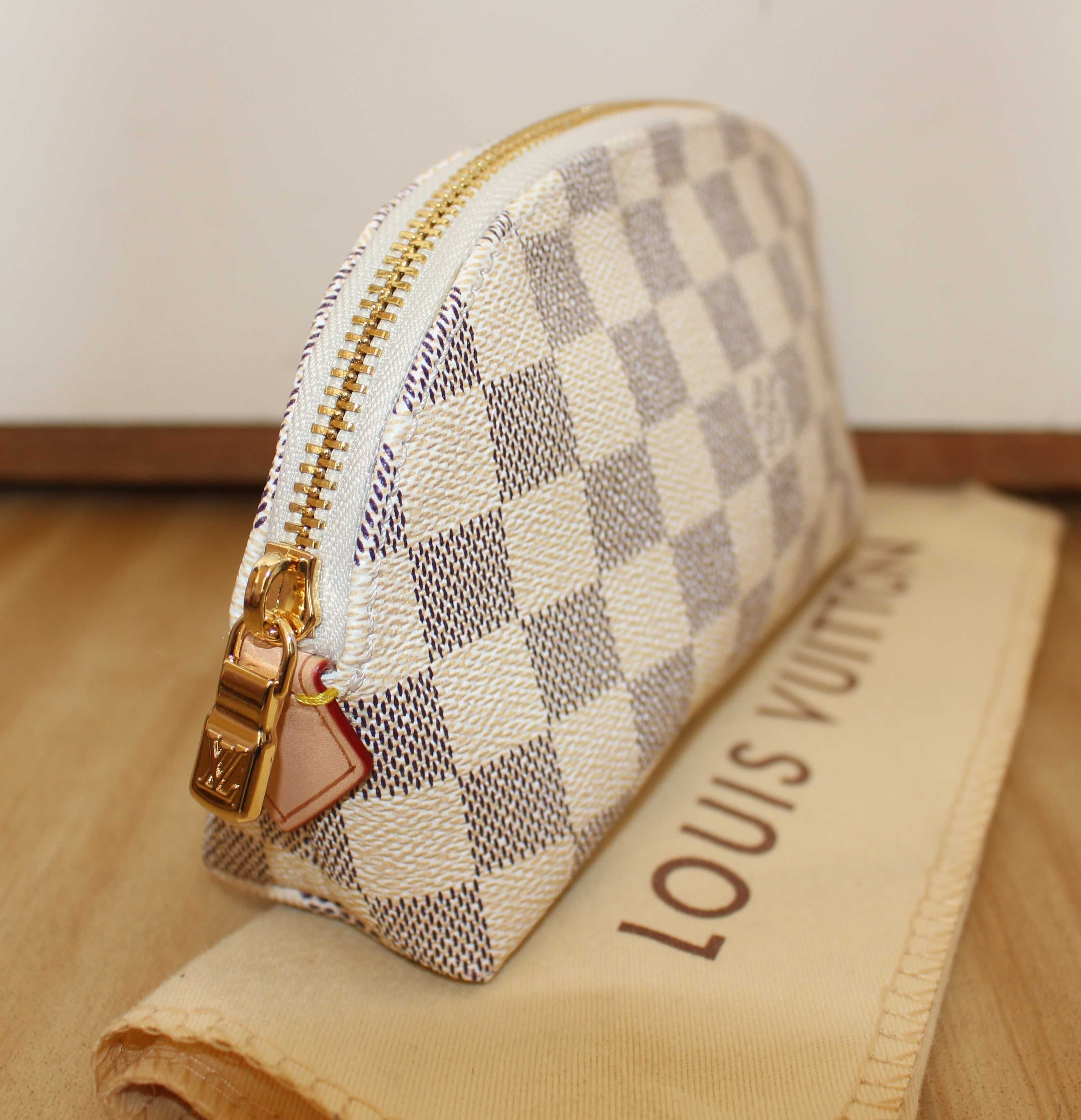 Kозметична чантичка Louis Vuitton