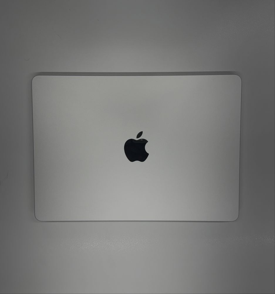 Macbook Air M2 | 8/256