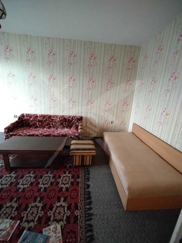 Дава се под наем Тристаен апартамент в Варна, Зимно кино Тракия - 70 кв.м за 325 € - Снимка #3