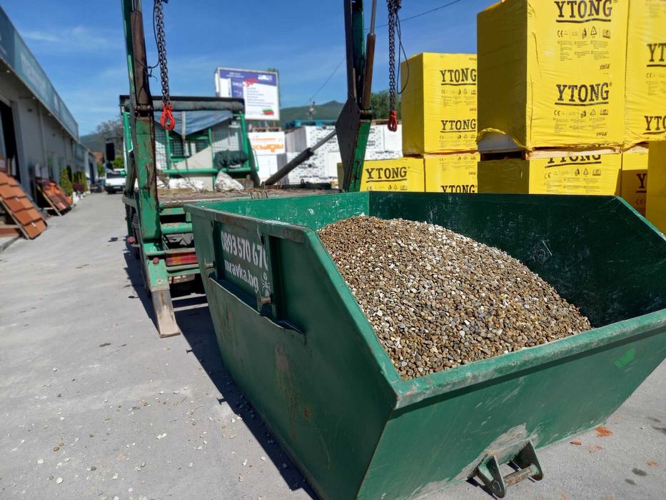 Почистване апартаменти, мазета, дворове