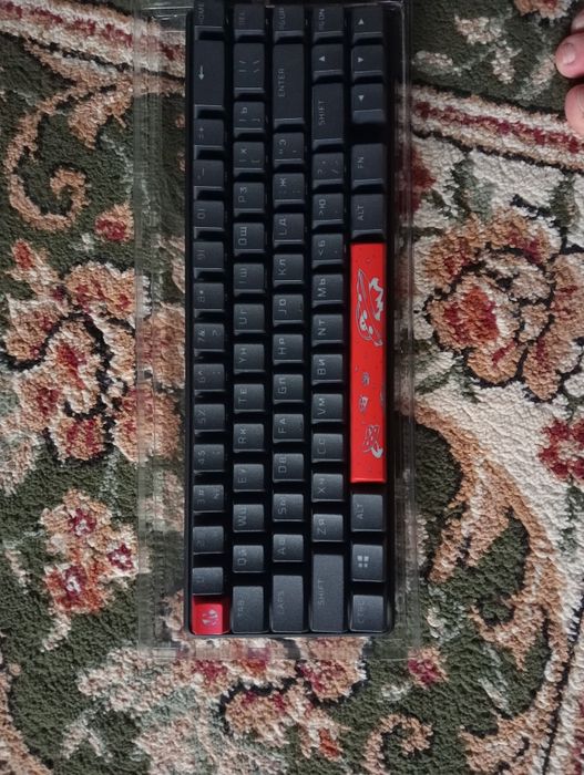 Продам игровой клавиатура