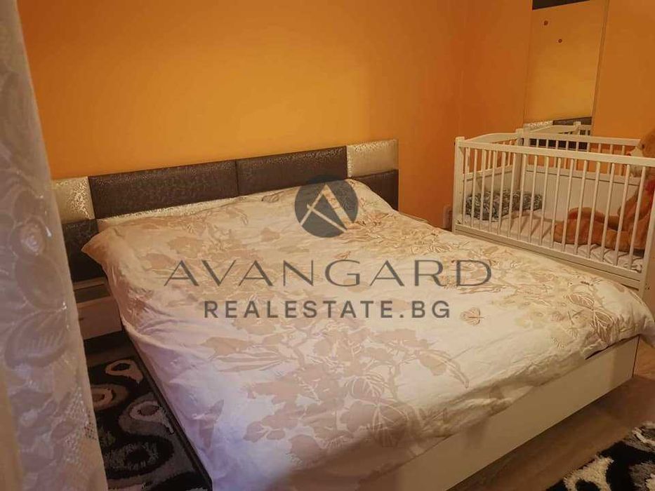 Продава се Четиристаен апартамент в Пловдив, Изгрев - 100 кв.м за 800 €/кв.м - Снимка #5