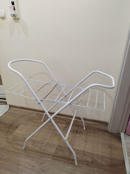 Стойка за бебешко корито/ вана