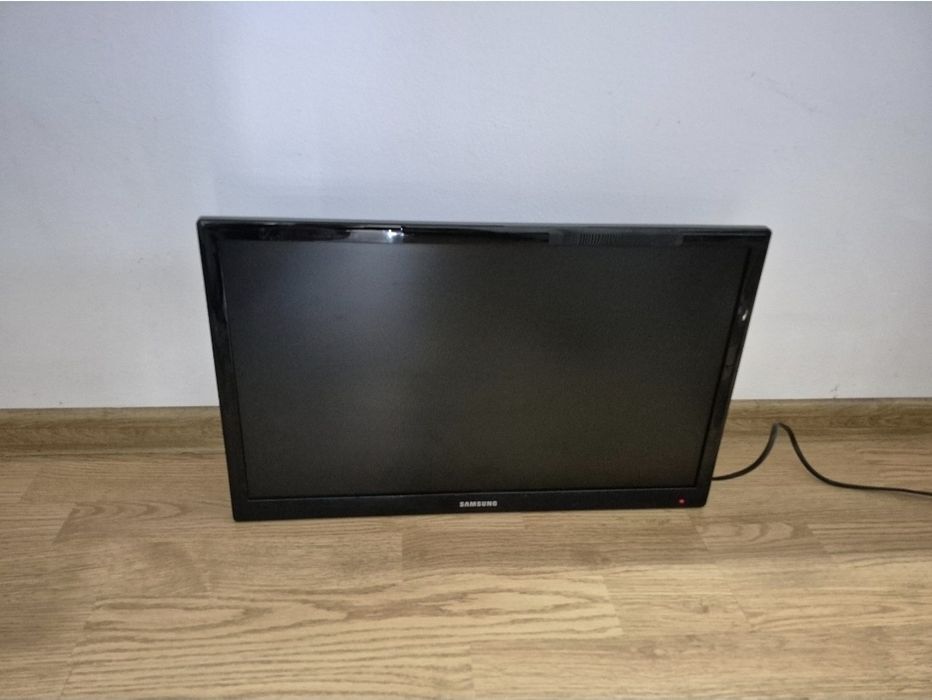 Televizor LCD Samsung UE22D5003BW, 22 inch, FHD