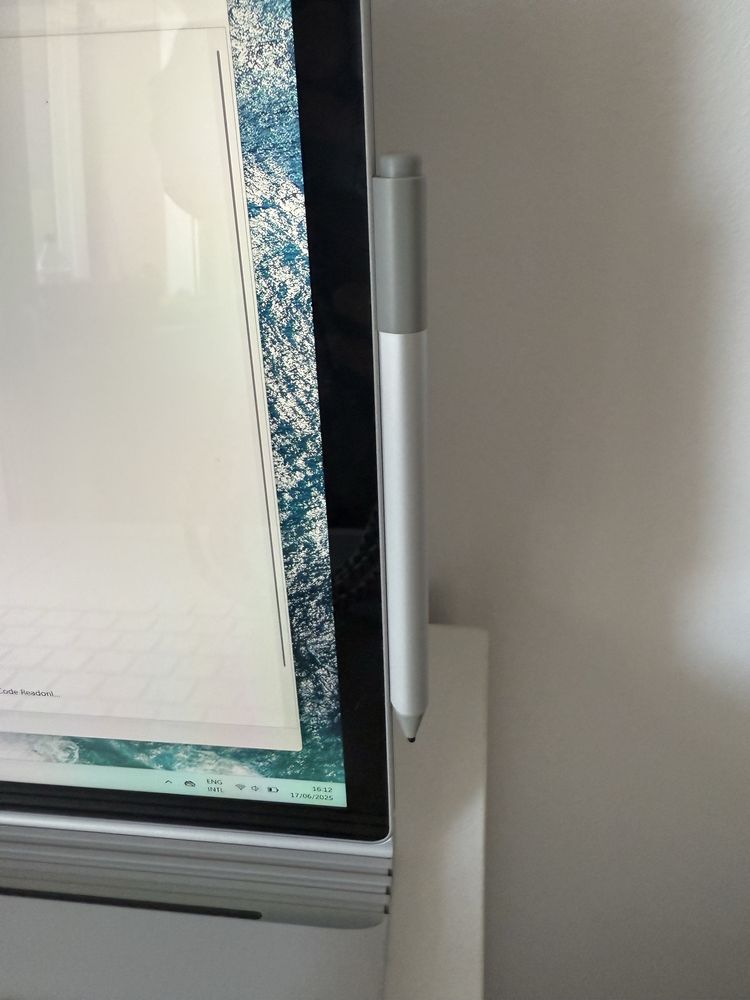 Laptop Microsoft Surface Book 2