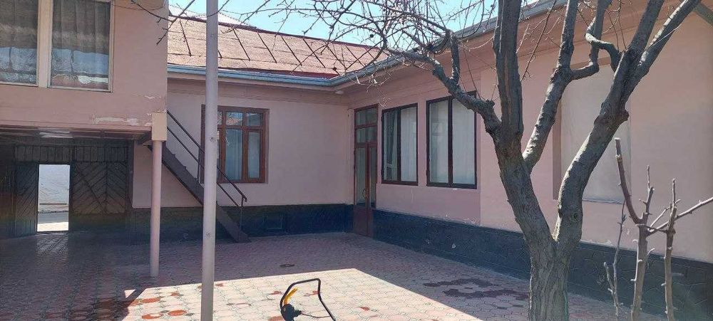 Напротив новое ТашМИ 6 соток фасад 25 на 25 метров Белтепа махалла