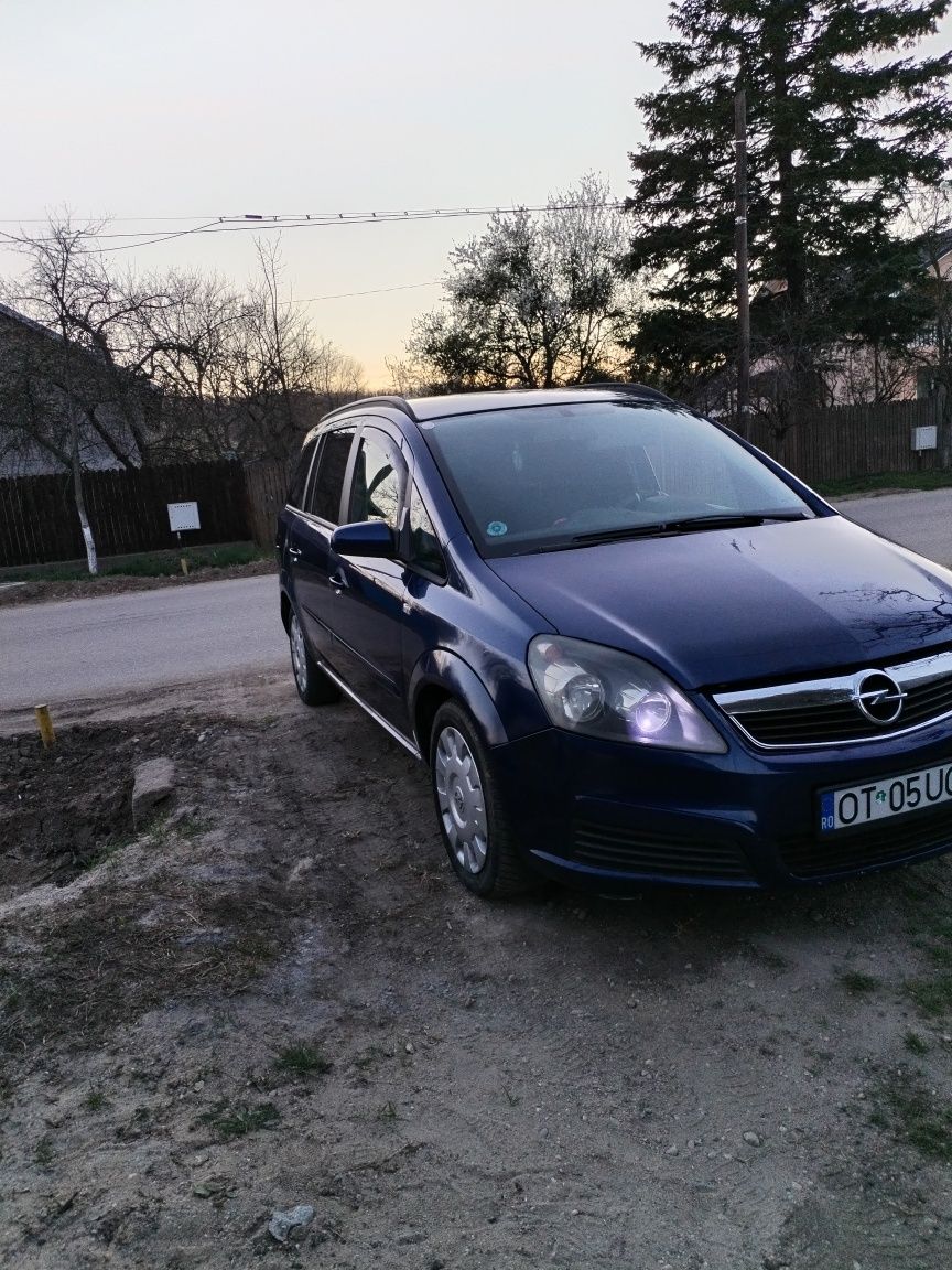 Opel Zafira B 2006