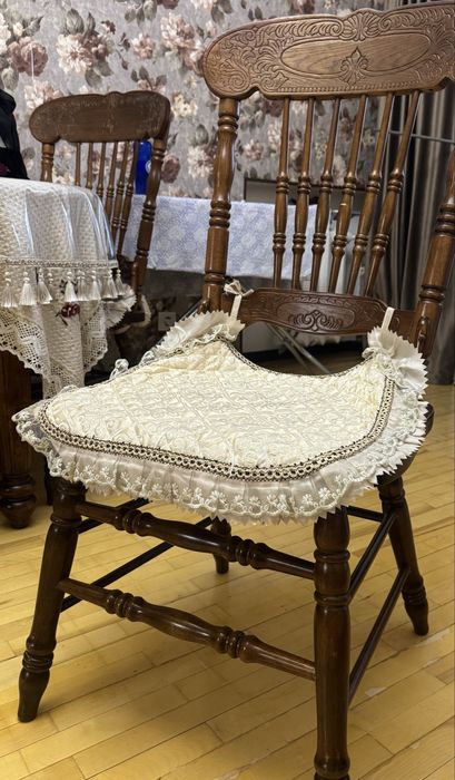 Продам стулья в хорошем состояний