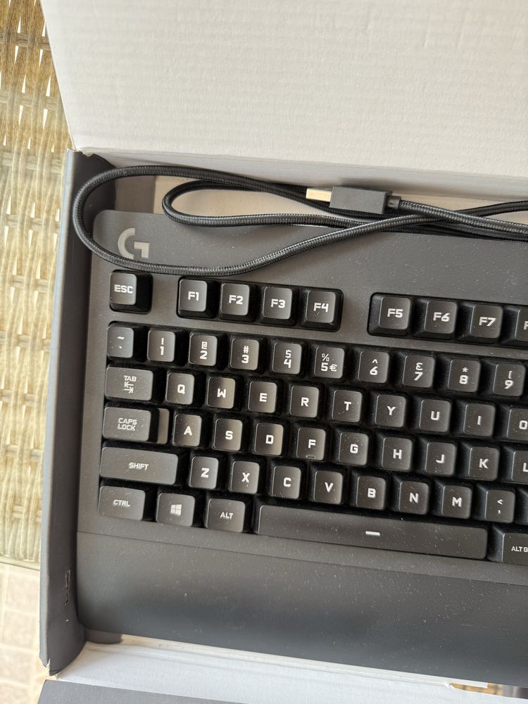 Logitech g213 клавиатура