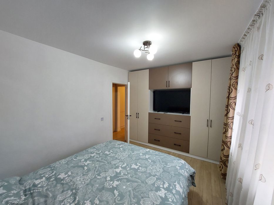 Inchiriez apartament cu 2 camere in regim hotelier