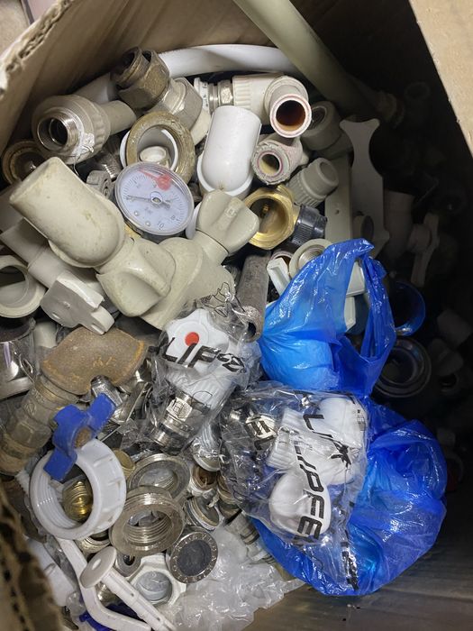 сантехника  полный запчасти имеется