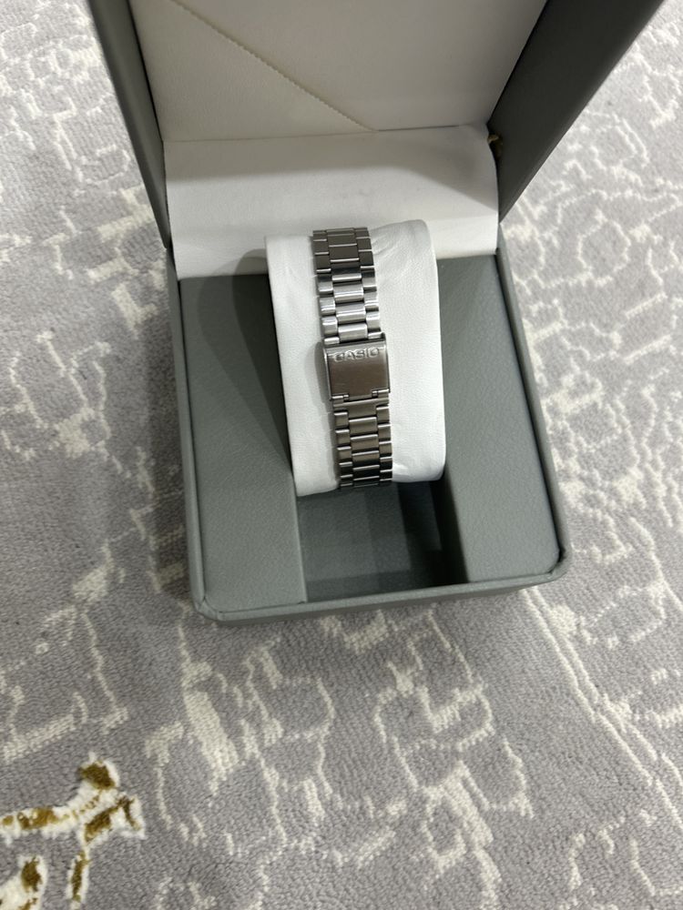 продаетсья часы Casio оригинал
