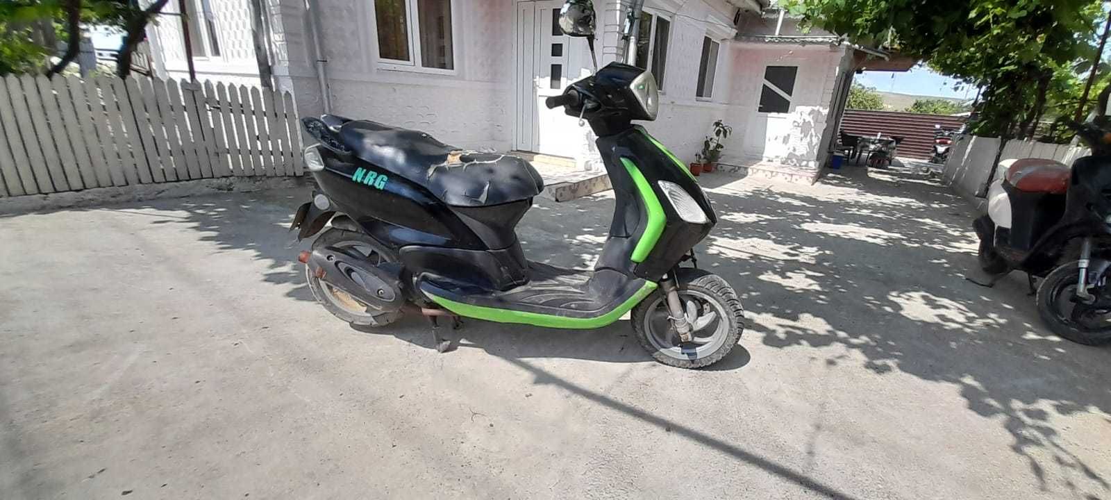Motoscutere de vanzare