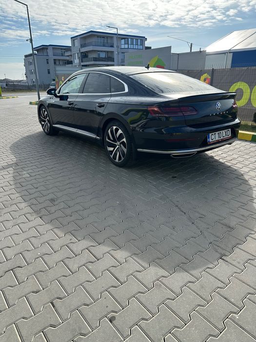 VW Arteon R- Line